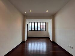 Sennett Avenue (D16), Semi-Detached #437538011